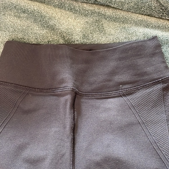 Like new! Lululemon Biker Shorts - Picture 6 of 7